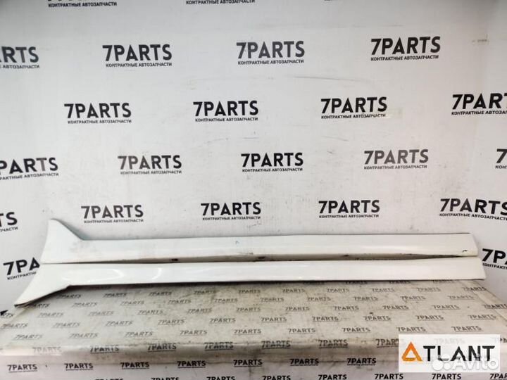 Порог toyota ipsum