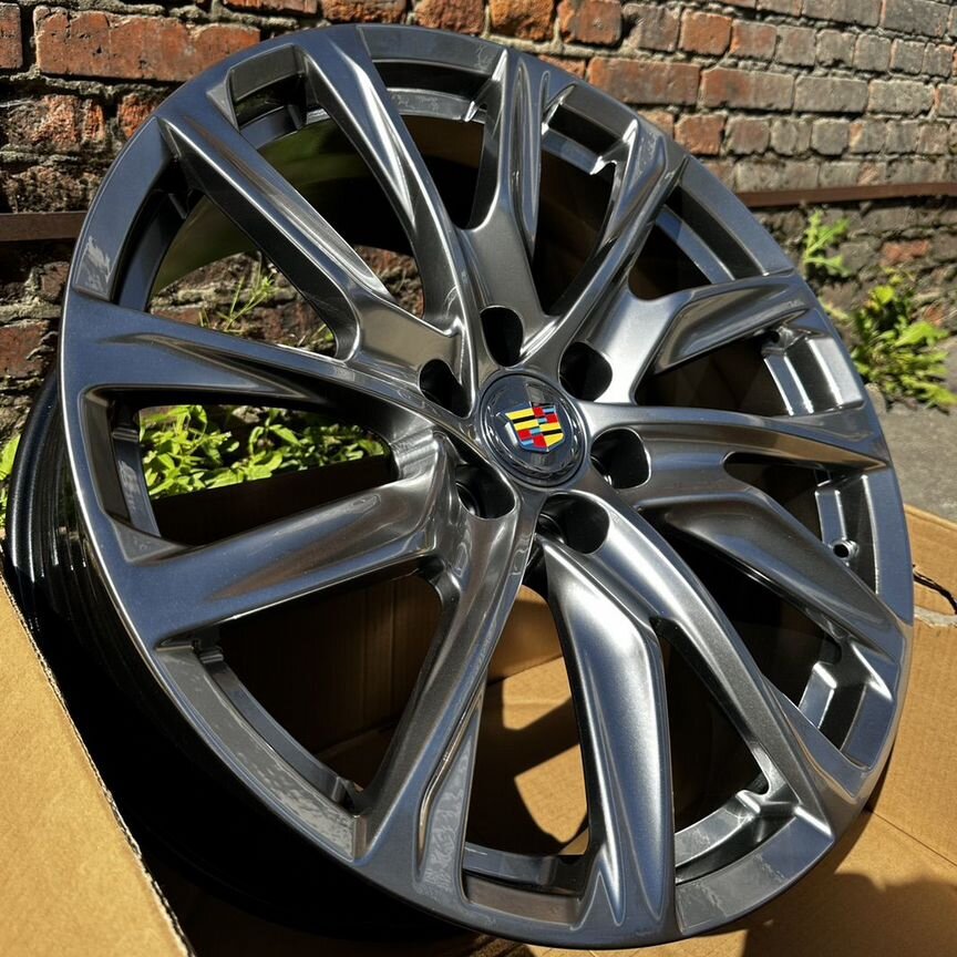 Литые диски Cadillac 9×R22 6×139.7