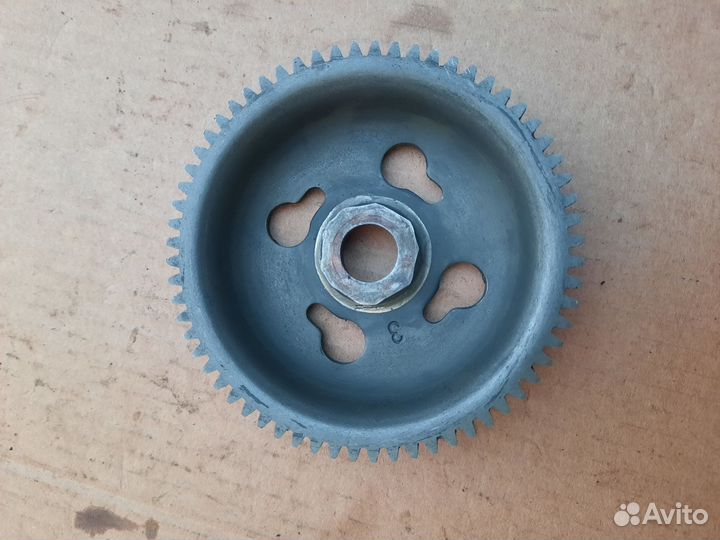 Шестерня honda lead 90