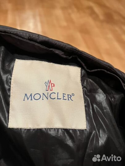 Куртка женская Moncler. оригинал