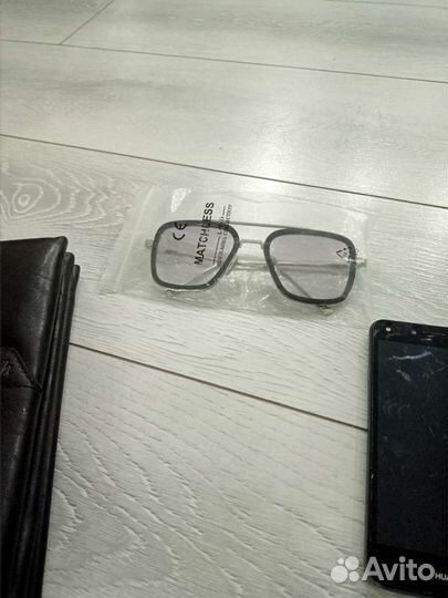 Солнцезащитные очки мужские