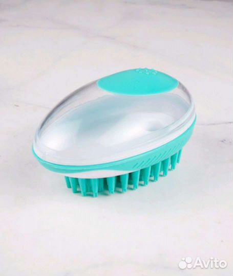 Щетка для мытья животных с дозатором для шампуня