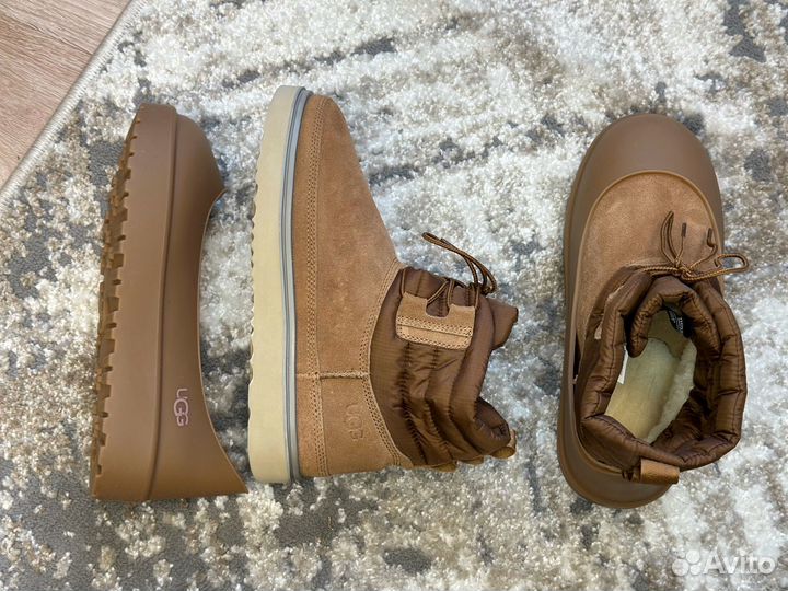 Ugg classic mini lace up