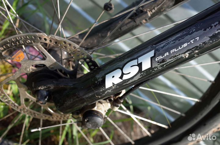 Велосипед Specialized Hardrock Sport Disc 26