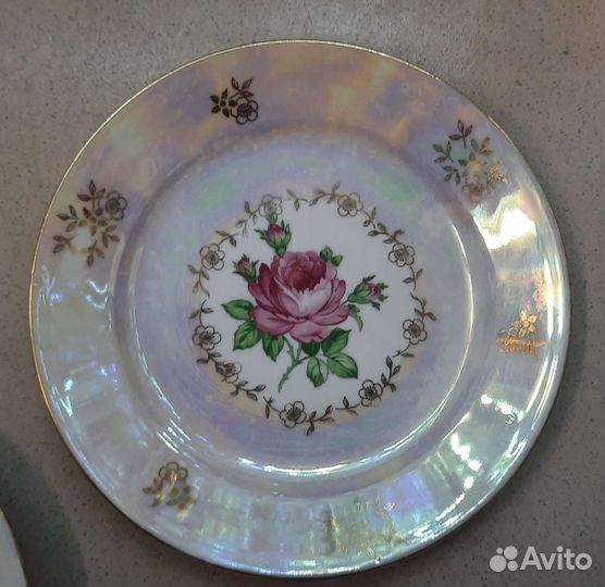 Тарелки, чайники,чайная пара мадонна гдр