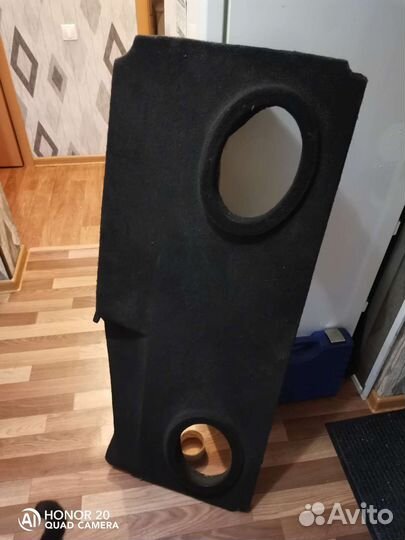 Задняя полка