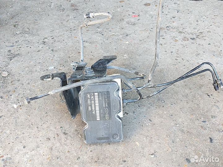 Hyundai Solaris блок абс Kia Rio насос абс G4FC 20