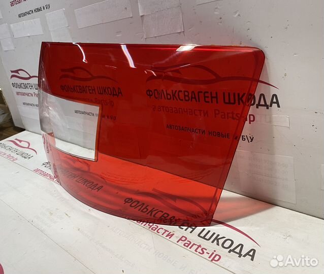 Фонарь задний правый (стекло) Шкода Октавия А7