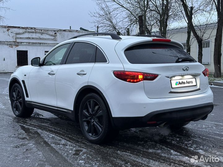 Infiniti FX37 3.7 AT, 2012, 260 000 км