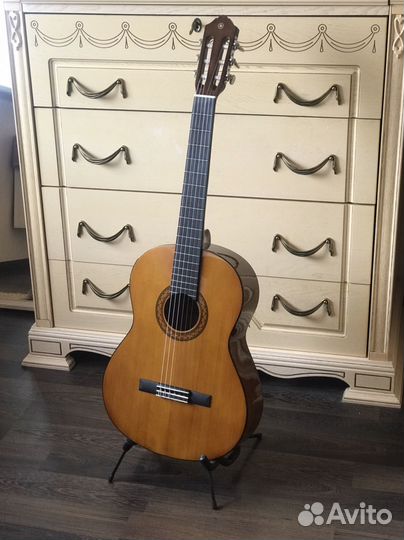 Новая Классическая гитара Yamaha C40 + Чехол