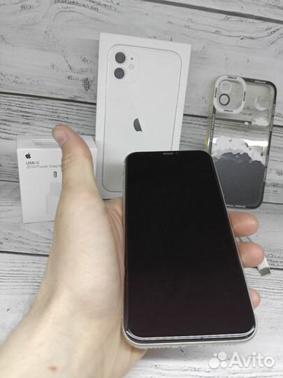 iPhone 11, 64 ГБ