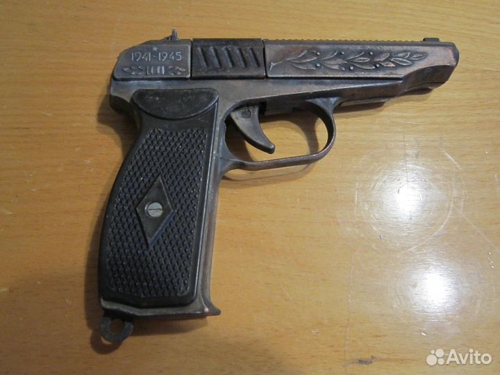 Пистолет под пистоны 40 лет победы СССР