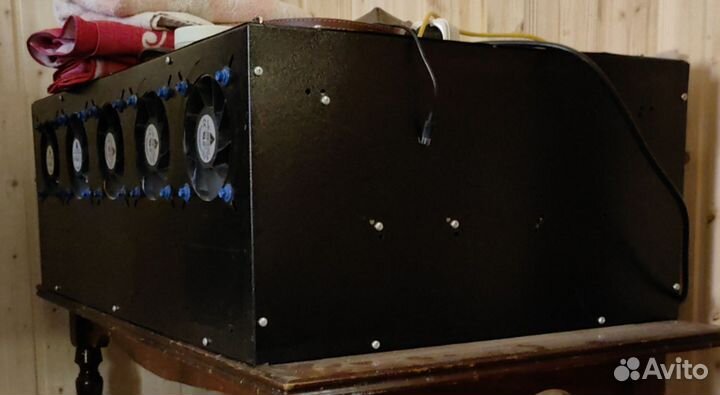 Компьютер на 8 видеокарт