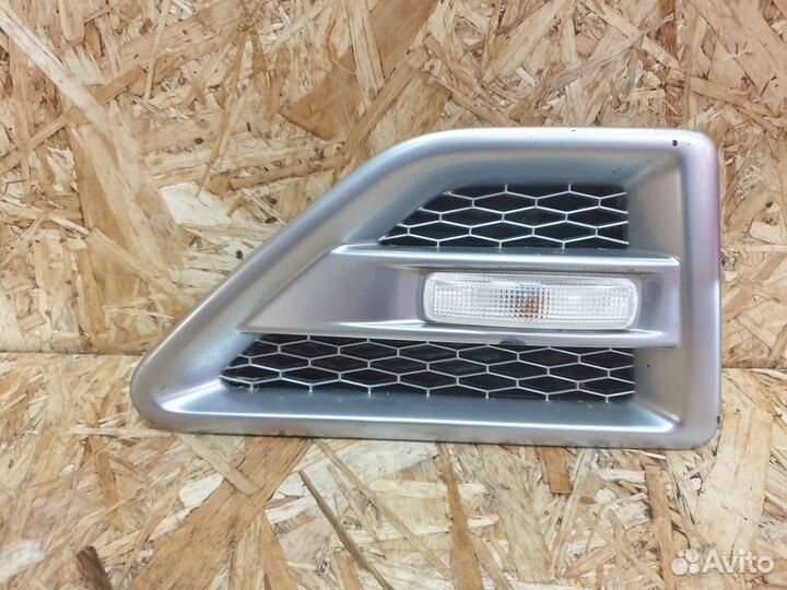 Накладка переднего крыла Land Rover Freelander 2