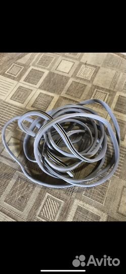 Продам уплотнители двери Mercedes w210