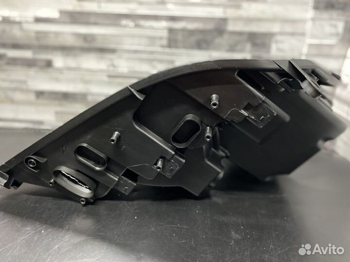 Корпус фары Mercedes W164 рест.ML350/300(08-11) L