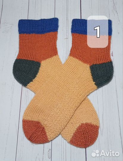 Носки,варежки,мини шарфики ручной вязки