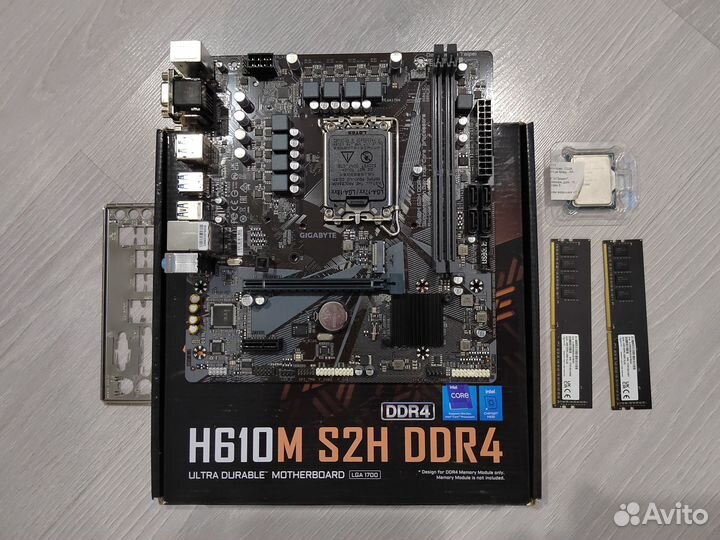 Комплект gigabyte H610M S2H+Intel i3-12100F+16Гб