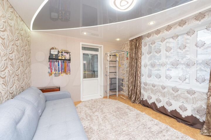 2-к. квартира, 62 м², 1/9 эт.