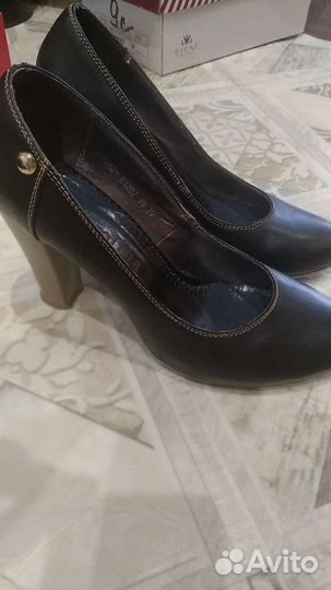 Обувь женская на размер 39