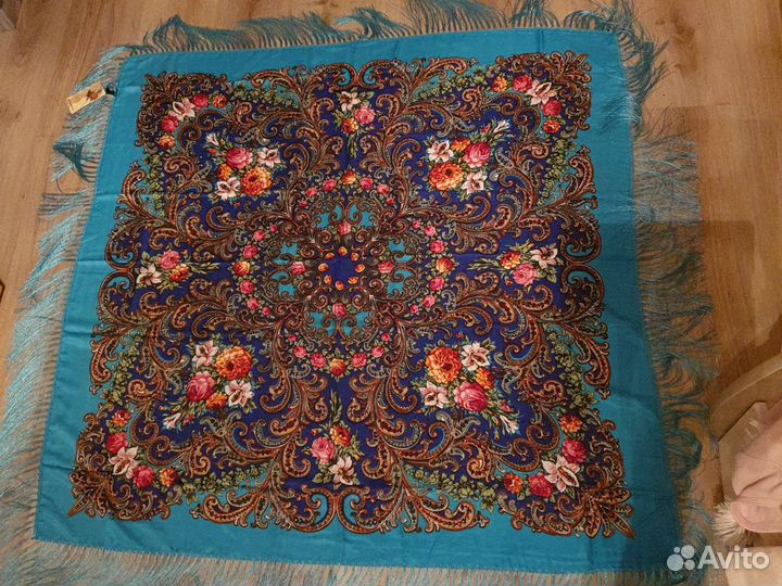 Новый платок шерстяной