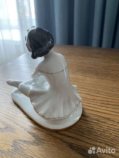 Фарфоровая статуэтка Юная балерина Машенька