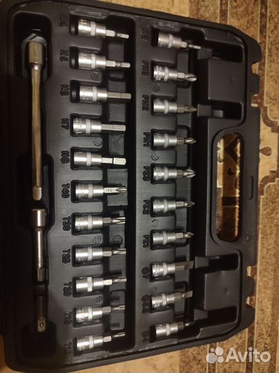 Автомобильный набор инструментов