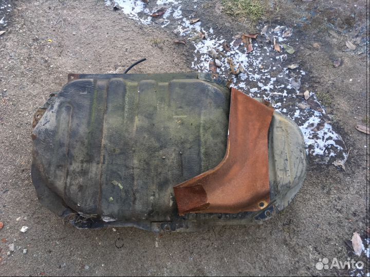 Бак топливный Mazda 626 GE Мазда 626 ге 92-97 год