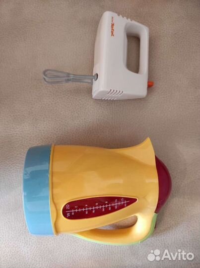 Гитара, электронная кухня и другие игрушки