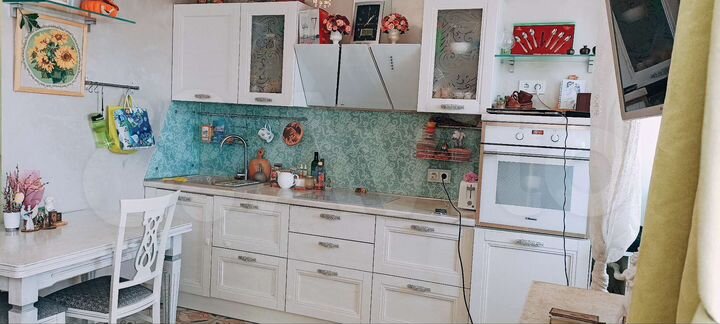 2-к. квартира, 53 м², 10/16 эт.