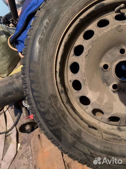 Yokohama Ice Guard Stud IG55 195/65 R15 95T