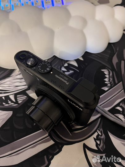 Компактный фотоаппарат Lumix DMC-LF 1