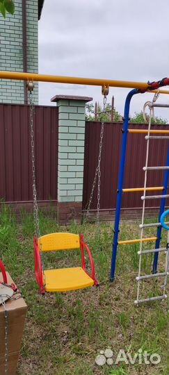 Детский уличный комплекс с двумя качелями
