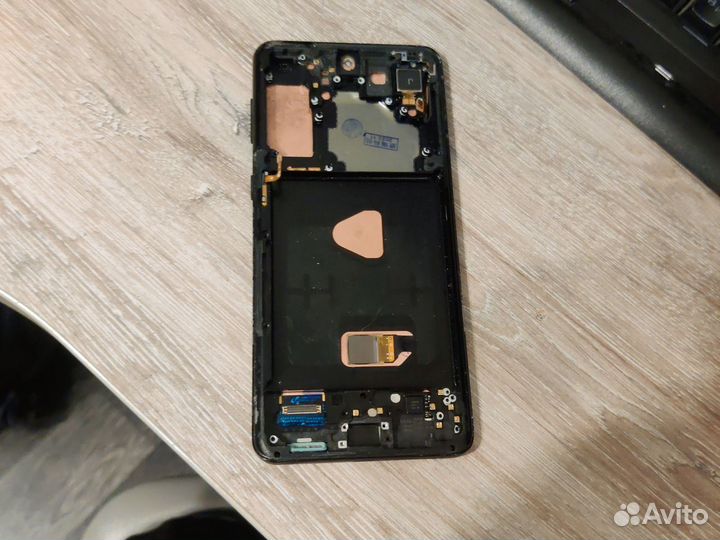 Дисплей от Samsung s21+