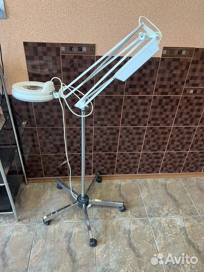 Лампа лупа напольная