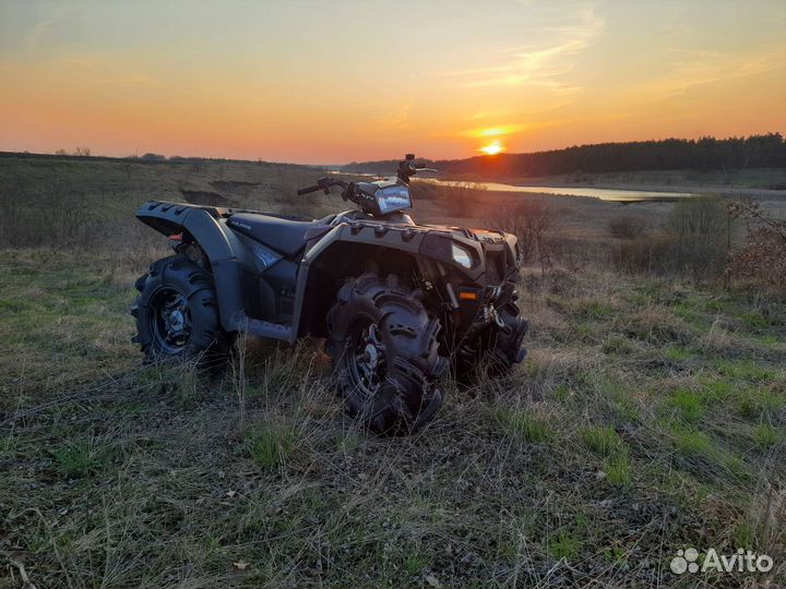 Квадроцикл Polaris high lifter 850