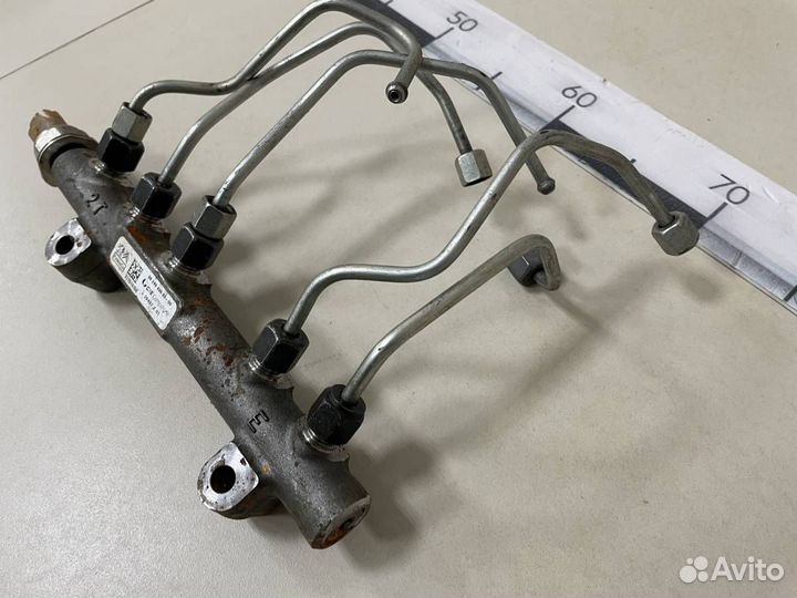 Рейка топливная рампа Peugeot Traveller 2016