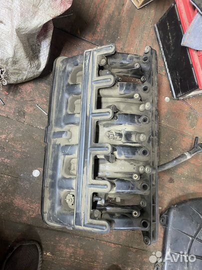 Впускной коллектор e39