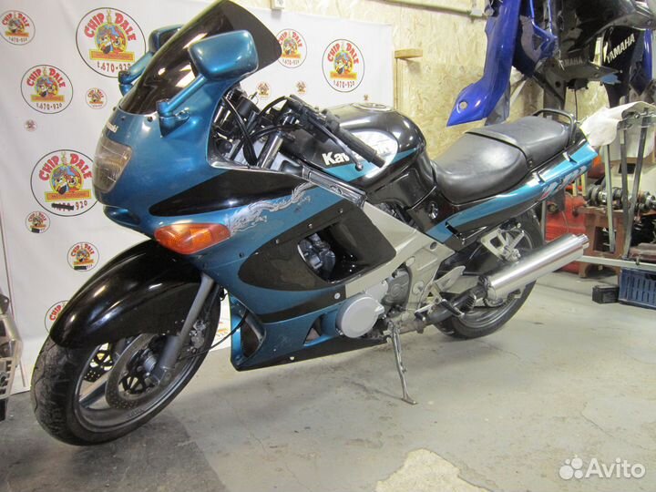 16. Разбор Kawasaki ZZR400 -2 1996г