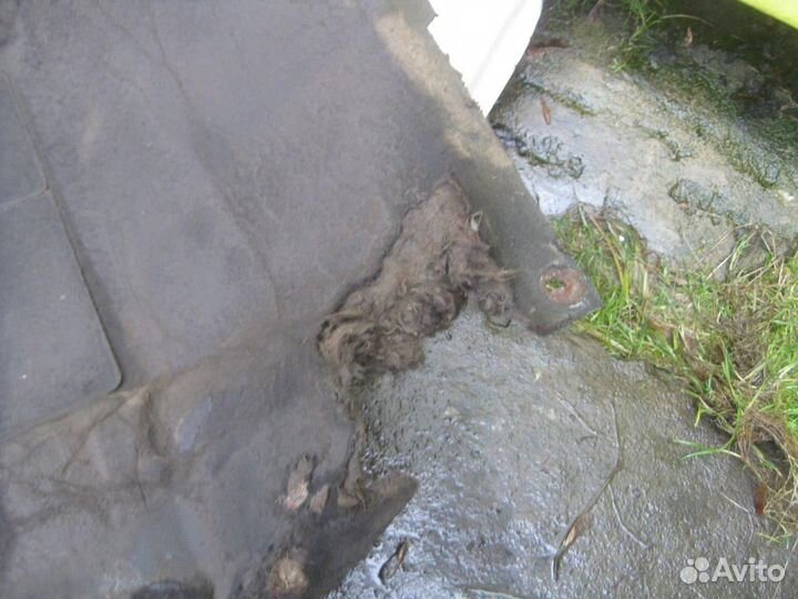 Шумоизоляция двс 5010578263 renault, Premium 2