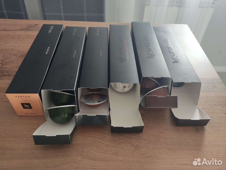 Кофемашина Nespresso Vertuo Plus Delonghi