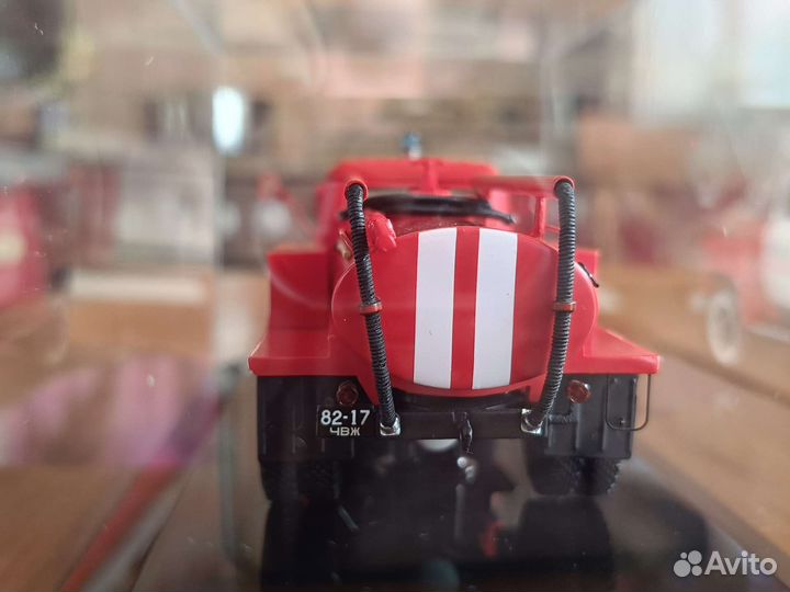 Модель пожарной машины ацу-10) 52