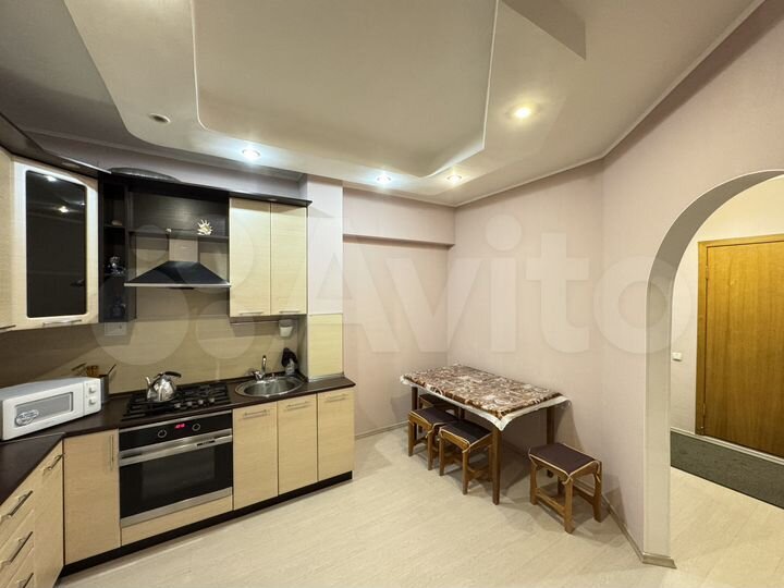 2-к. квартира, 68 м², 2/7 эт.