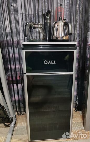 Кулер для воды, с чайником