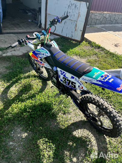 Racer 200xzt