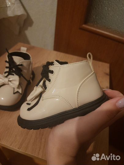 Ботинки демисезонные для девочки 21 размер