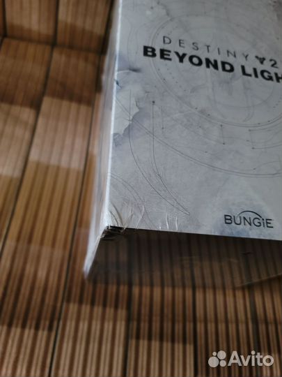 Destiny 2 Beyond Light Collector's Edition& Emblem