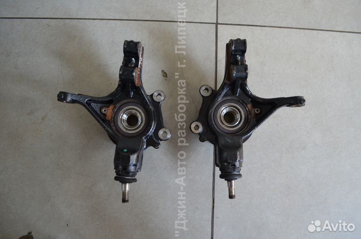 Кулак поворотный передний Partner Berlingo 364653