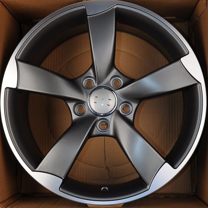 Литые диски Audi 8×R18 5×112