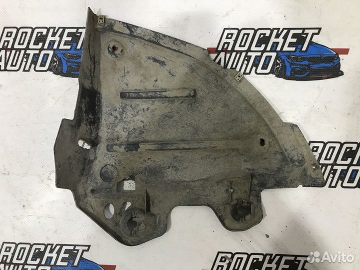 Защита антигравийная Skoda Rapid 6RA825205E